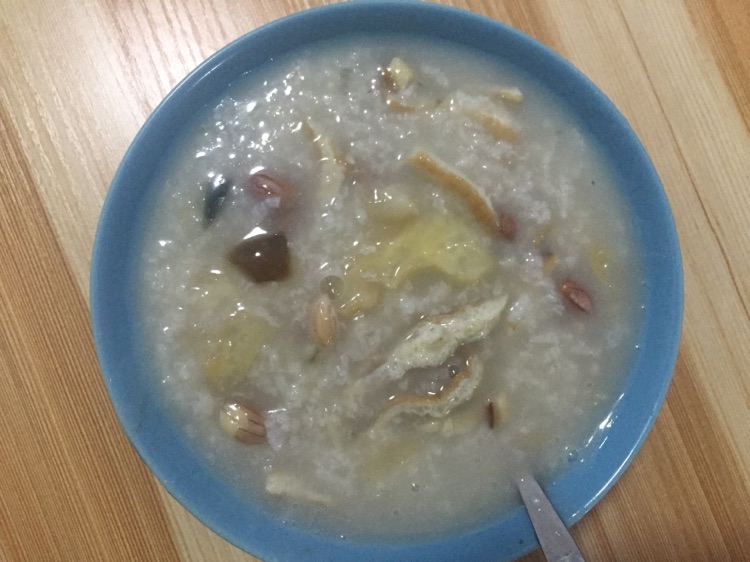 皮蛋艇仔粥