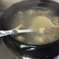 瑶柱沙虫鸡汤的做法图解4