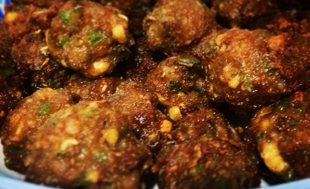 青椒肉末珍珠丸子