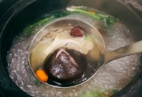 简易火锅汤底之菌汤锅底的做法