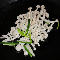 低脂低卡‼️番茄海鲜菇汤的做法图解4
