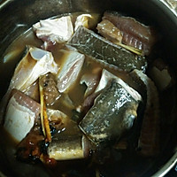 #李锦记番茄沙司试用#豆豉茄汁甫鱼煲的做法图解5