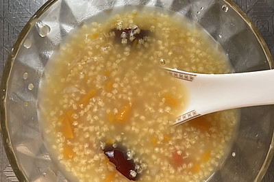 养胃南瓜小米粥
