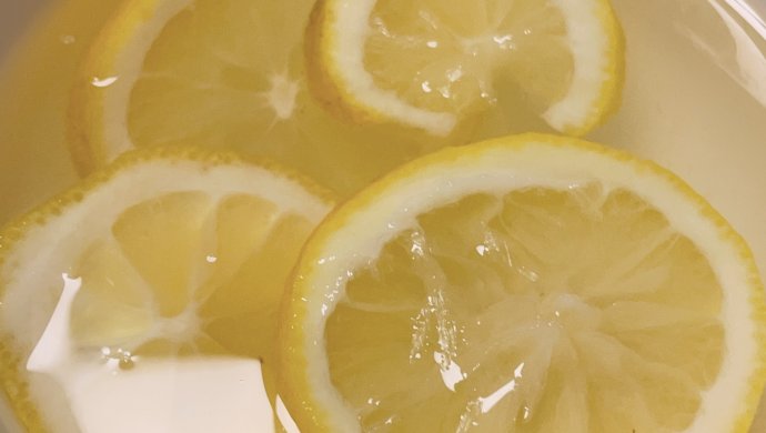 夏日清爽柠檬水
