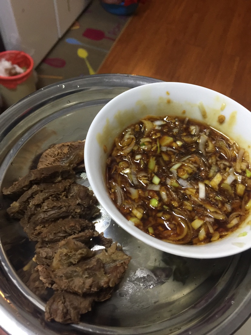 卤牛肉