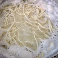 川香麻辣拌面的做法图解4