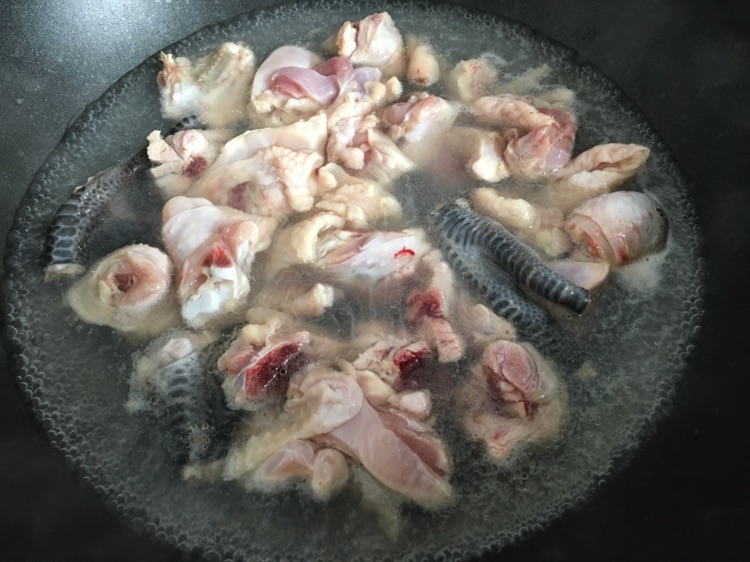咖喱土豆鸡的做法图解1