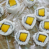 脆皮芒果卷——盛夏里的花样反转水果寿司的做法图解7