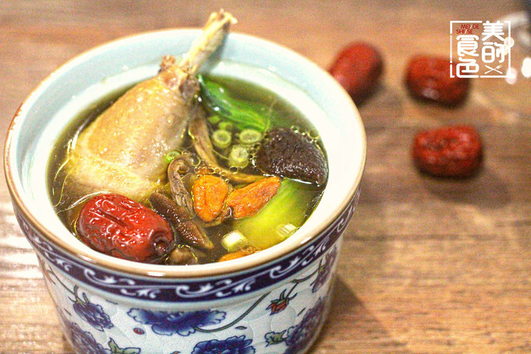 茶树菇鸡汤-美的食色的做法