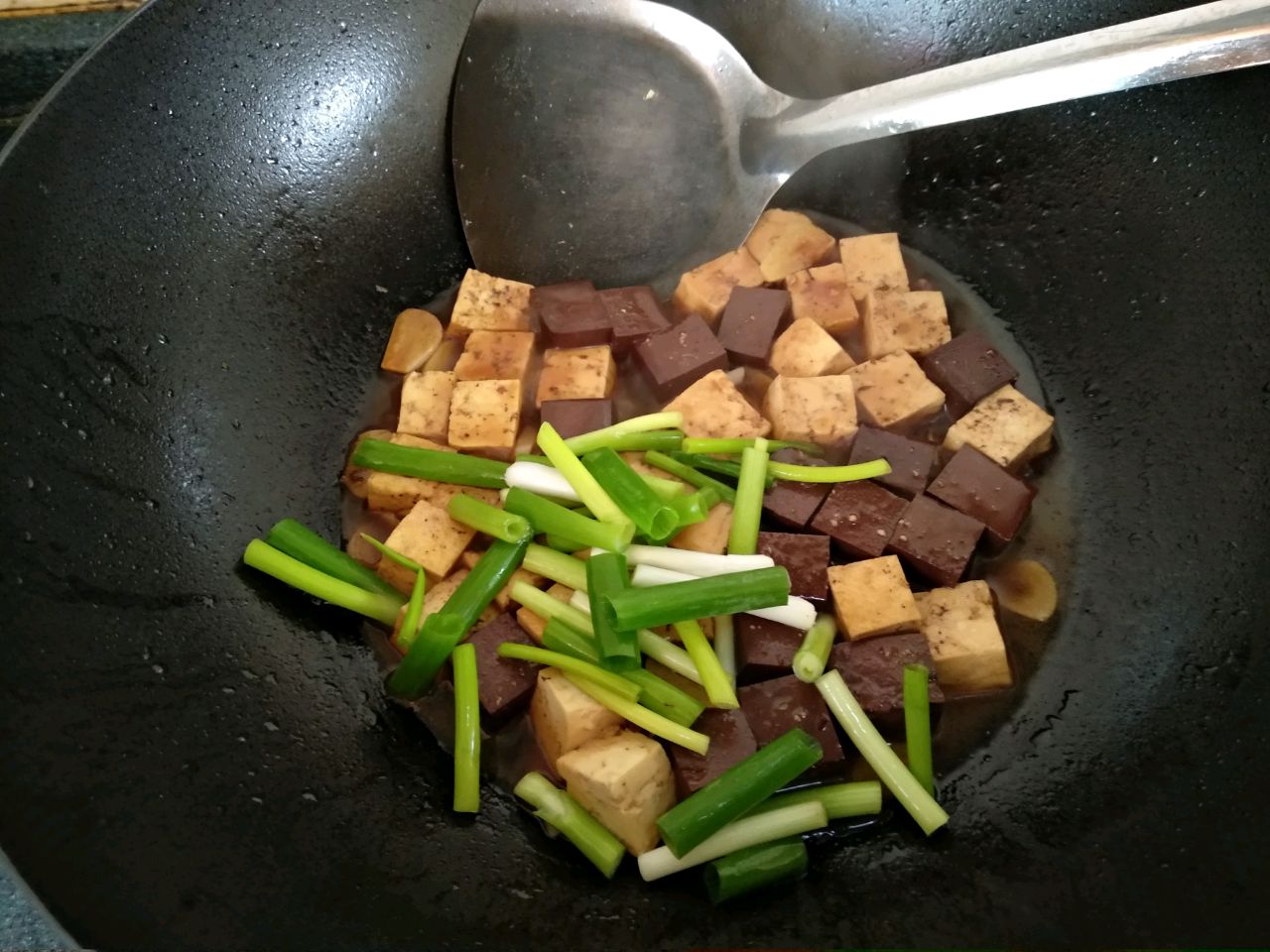 双色熘豆腐的做法_【图解】双色熘豆腐怎么做如何做好吃_双色熘豆腐家常做法大全_菜痴_豆果美食