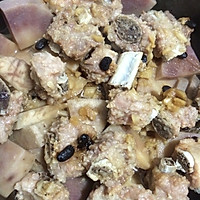 简单易做喷香排骨蒸芋头的做法图解7