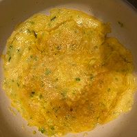 葱花鸡蛋饼的做法图解5