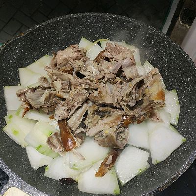 鸭架炖冬瓜