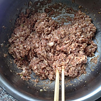 猪肉白菜水饺的做法图解2