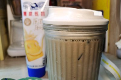 炼乳抹茶拿铁