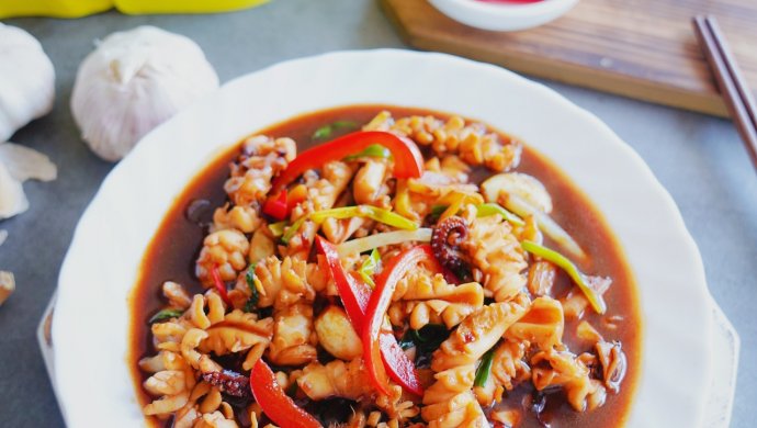 葱爆本港大鱿鱼