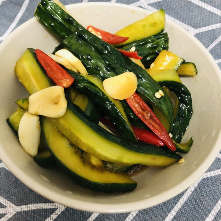 酸辣黄瓜条的做法