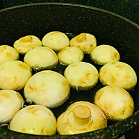 初冬的味道：鸡胸肉炒蘑菇的做法图解3