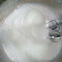 酸奶纸杯蛋糕(轻乳酪蛋糕)的做法图解5
