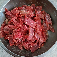 番茄牛肉火锅的做法图解2