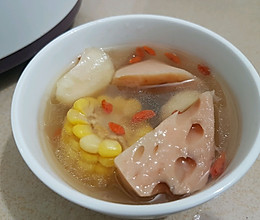 龙骨莲藕汤的做法