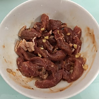 嫩牛肉卷饼#利仁电饼铛，烙烤不翻锅#的做法图解4