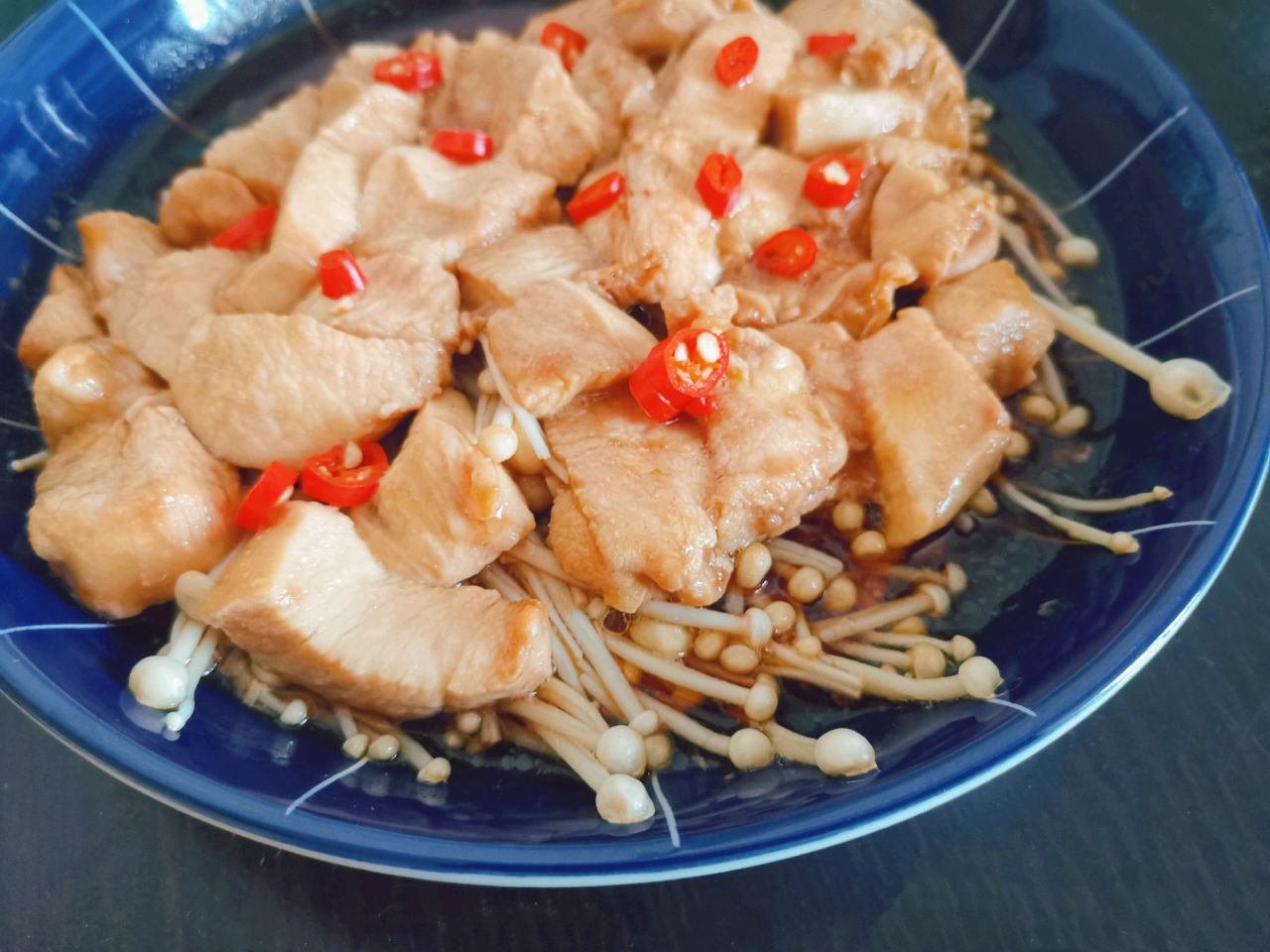金针菇焖鸡胸肉