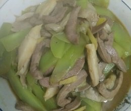 蘑菇莴笋炒腰片的做法