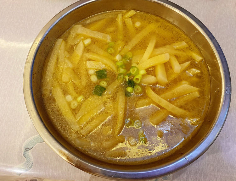 萝卜土豆汤的做法