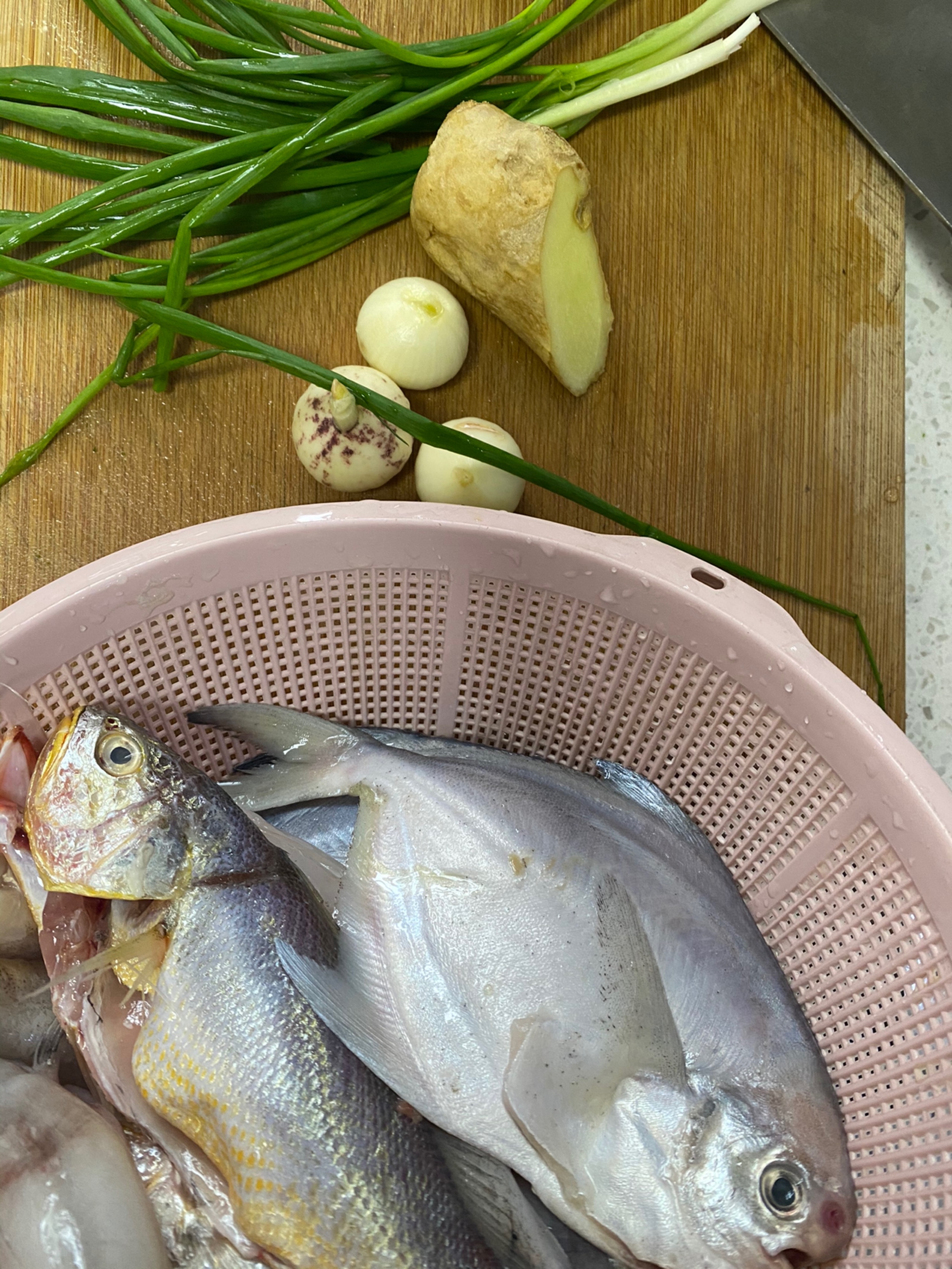 红烧小杂鱼怎么做_红烧小杂鱼的做法_豆果美食
