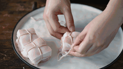 东坡肉 | 每日菜谱的做法图解1