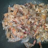 滑蛋虾仁饭的做法图解1