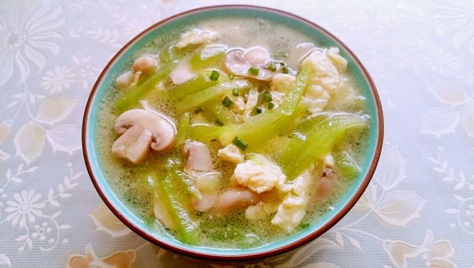 蘑菇莴苣蛋汤