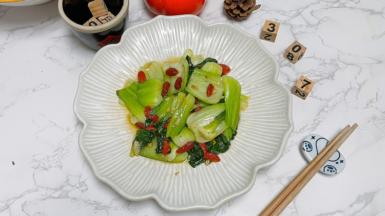 枸杞炒上海青的做法