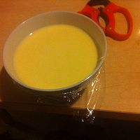 牛奶炖蛋的做法图解7