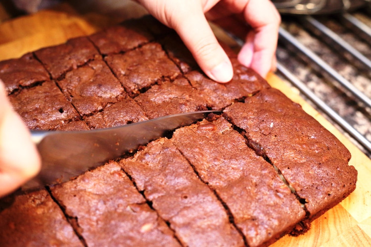 曼步厨房 - 巧克力坚果布朗尼的做法
