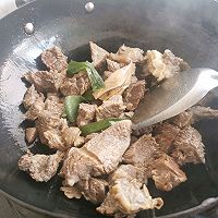 红烧牛肉土豆的做法图解6