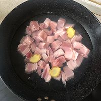 红烧肉的做法图解1