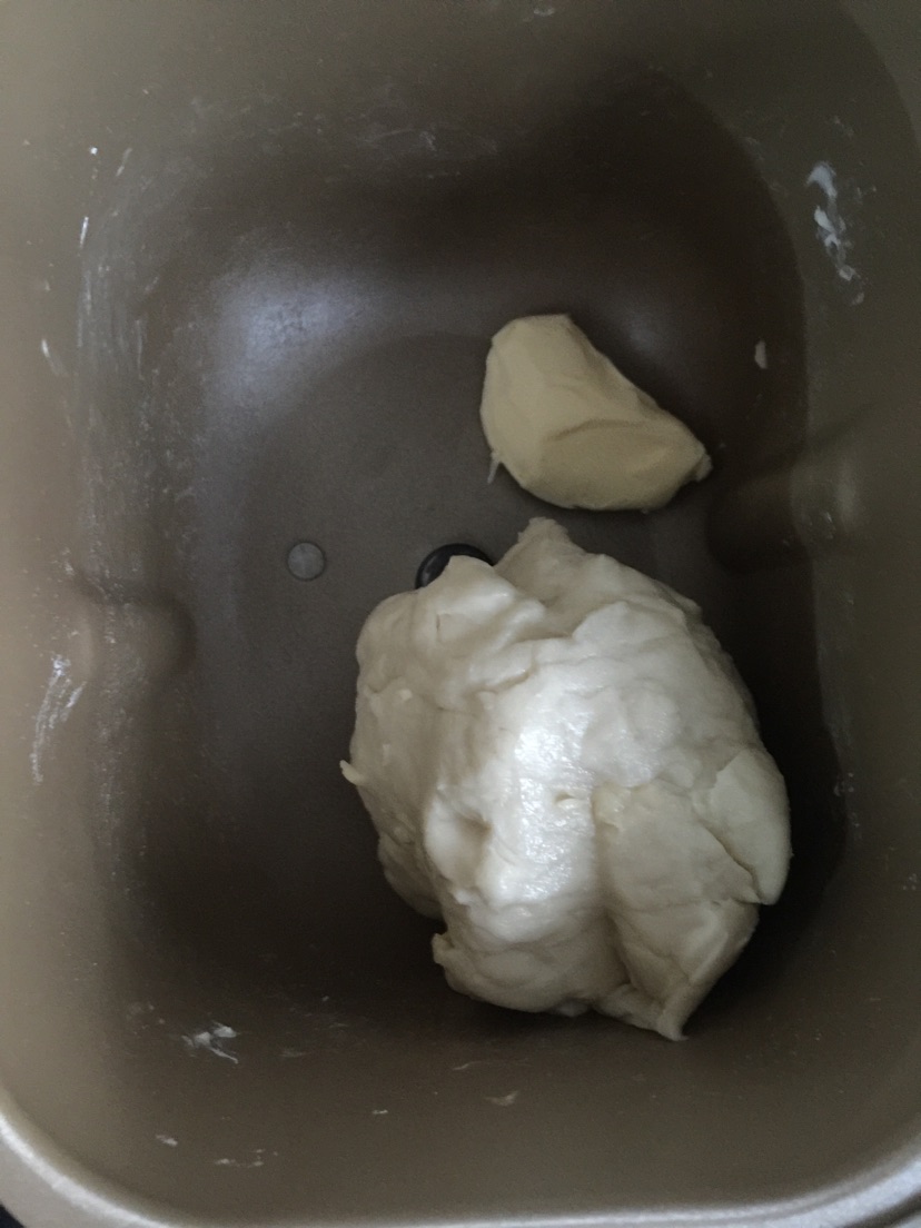 小石头肉松面包的做法图解2