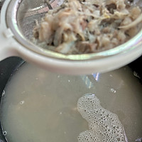 鲫鱼菌菇豆腐汤的做法图解4