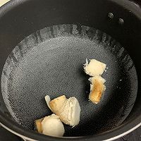 香菇鸡丝粥的做法图解2