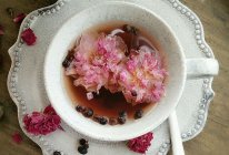 黑枸杞玫瑰茶的做法