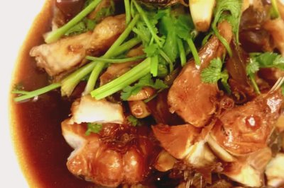 红烧鲈鱼