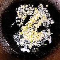 蒜香虾皮油麦菜的做法图解2