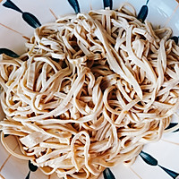 #暖冬酱在手，嗨吃部队锅#凉拌豆腐丝的做法图解2