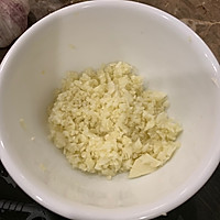 蒜蓉烤生蚝的做法图解1