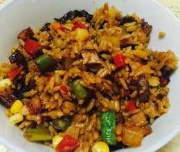 腊肉什锦焖饭的做法