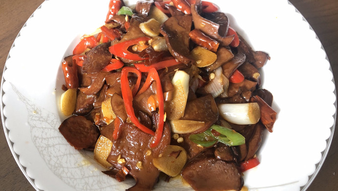 炒牛肝菌