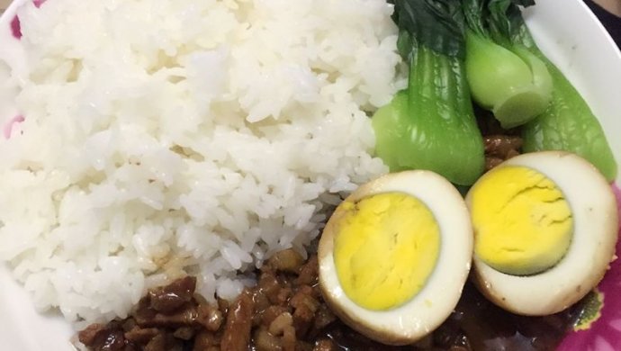香菇卤肉饭