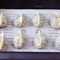 #母亲节，给妈妈做道菜#辣椒叶酱肉包的做法图解18